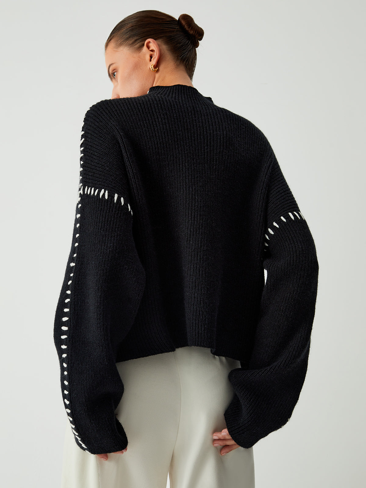 Alma | Oversize-Dolcevita sweter z detalami Piqué